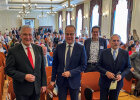 Herrmann, Navracsics und Pintér in Konferenzsaal