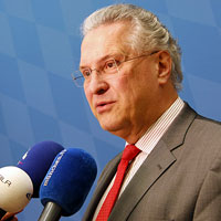 Innen- und Verkehrsminister Joachim Herrmann